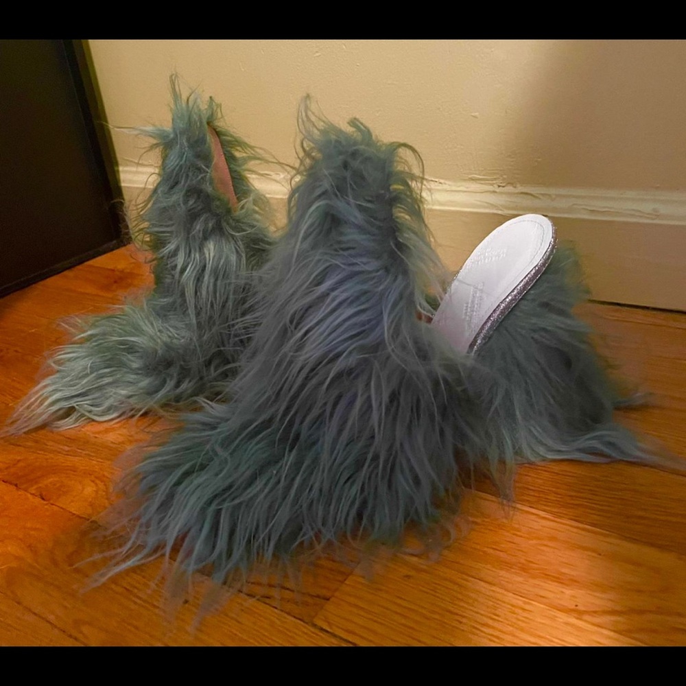 Maison Margiela green fur Mules